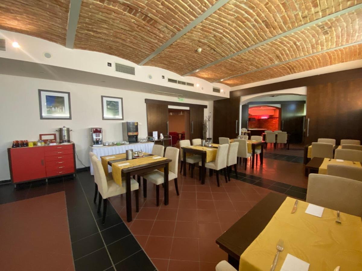 Boutique Hotel Sopianae Pécs Exteriör bild