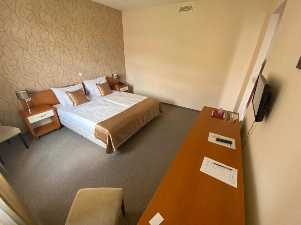 Boutique Hotel Sopianae Pécs Exteriör bild