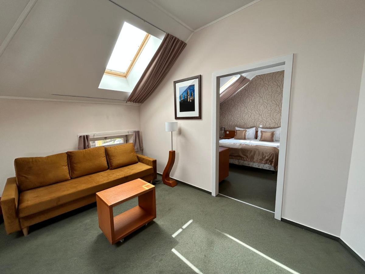 Boutique Hotel Sopianae Pécs Exteriör bild