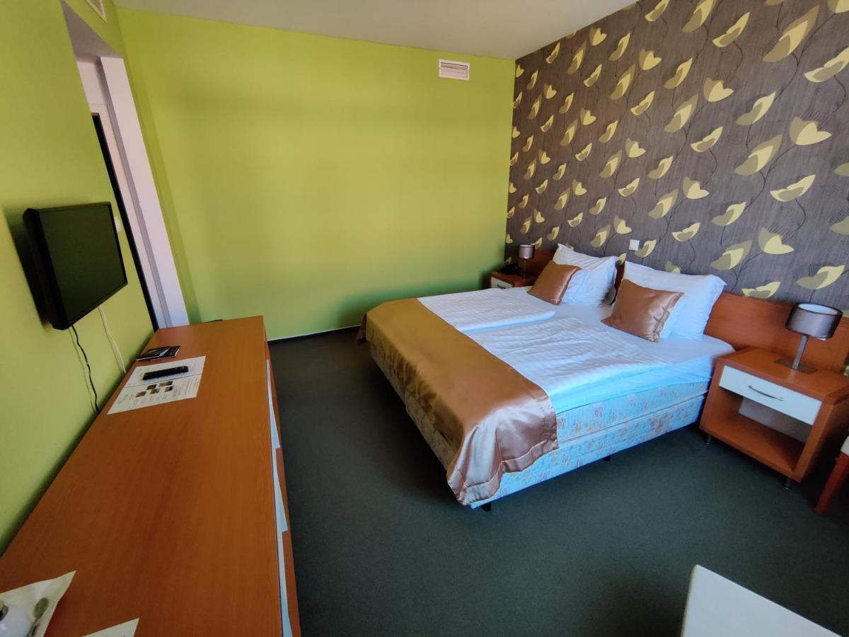 Boutique Hotel Sopianae Pécs Exteriör bild