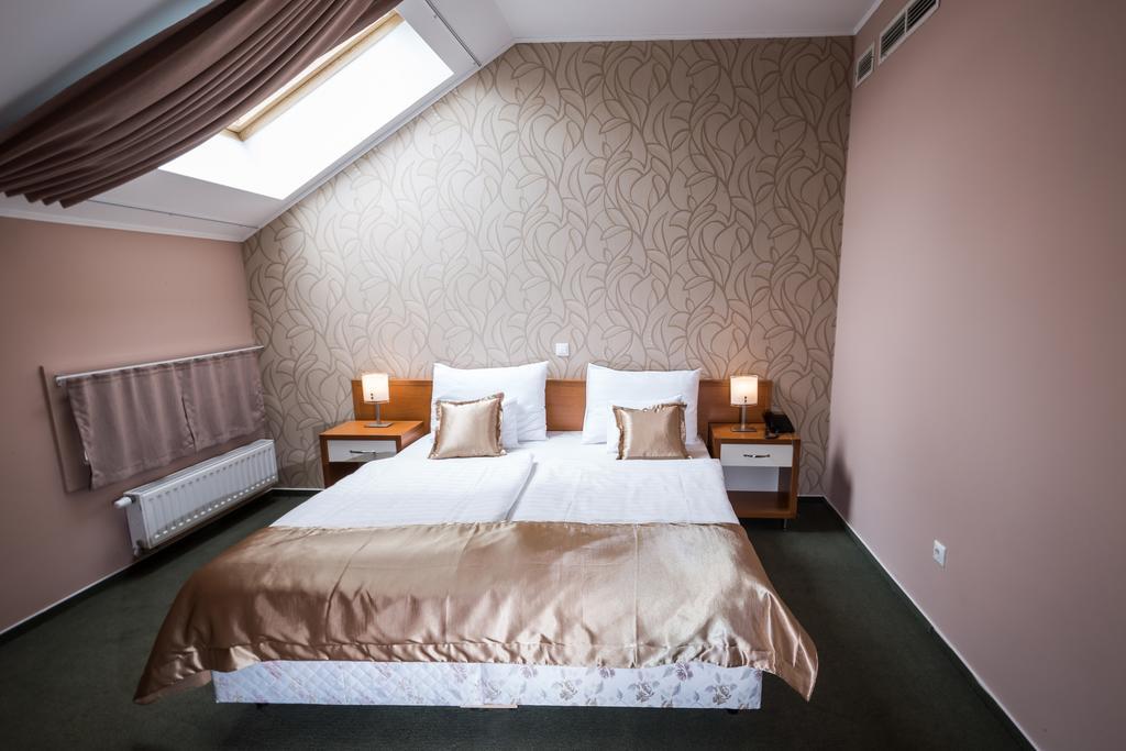 Boutique Hotel Sopianae Pécs Exteriör bild