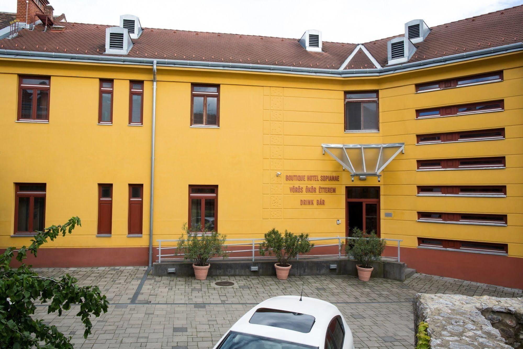Boutique Hotel Sopianae Pécs Exteriör bild