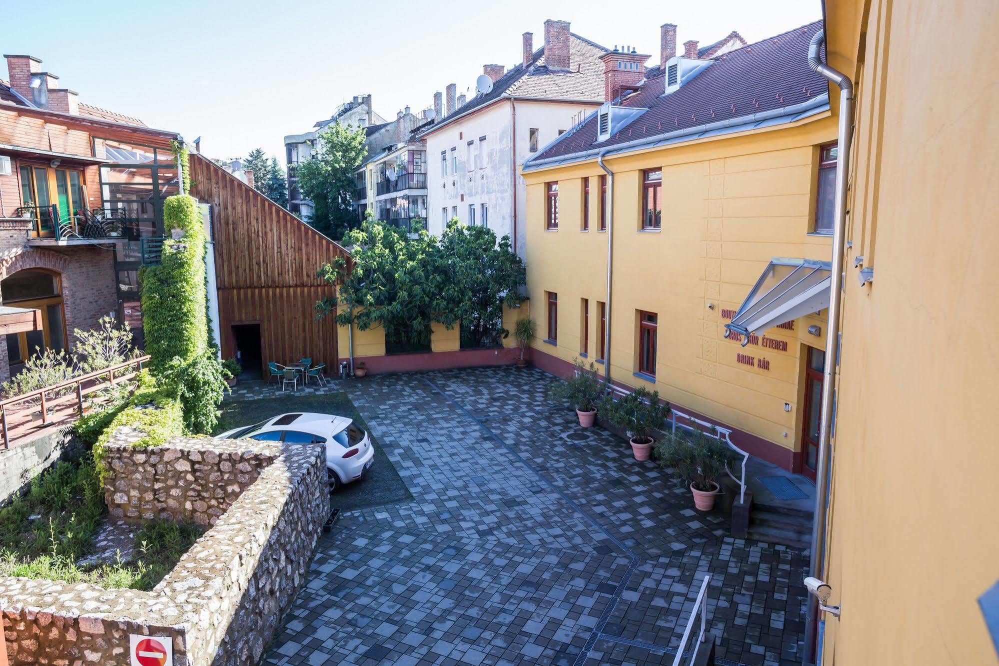 Boutique Hotel Sopianae Pécs Exteriör bild